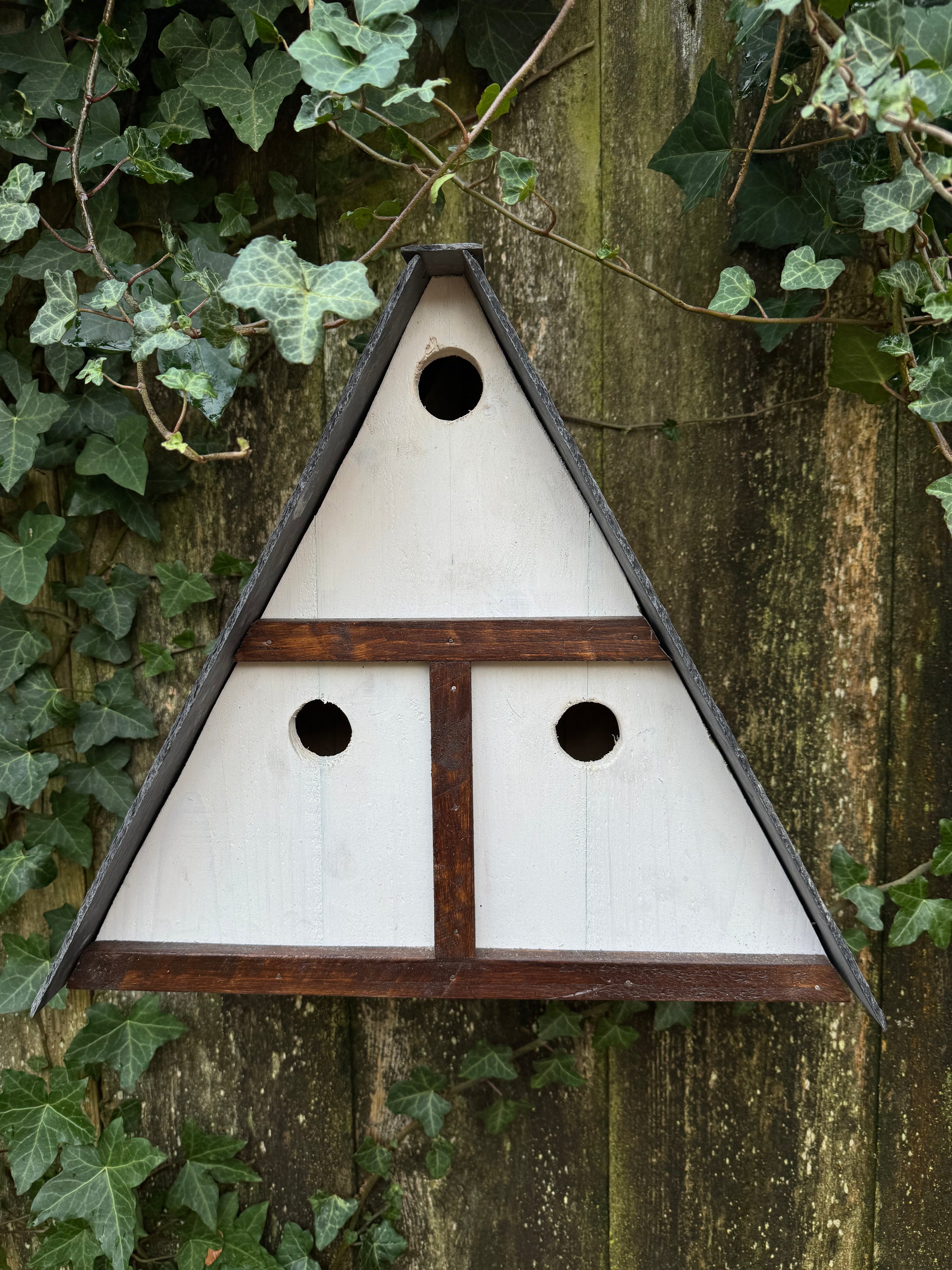 3-chamber sparrow nest box | Handmade slate roof bird house